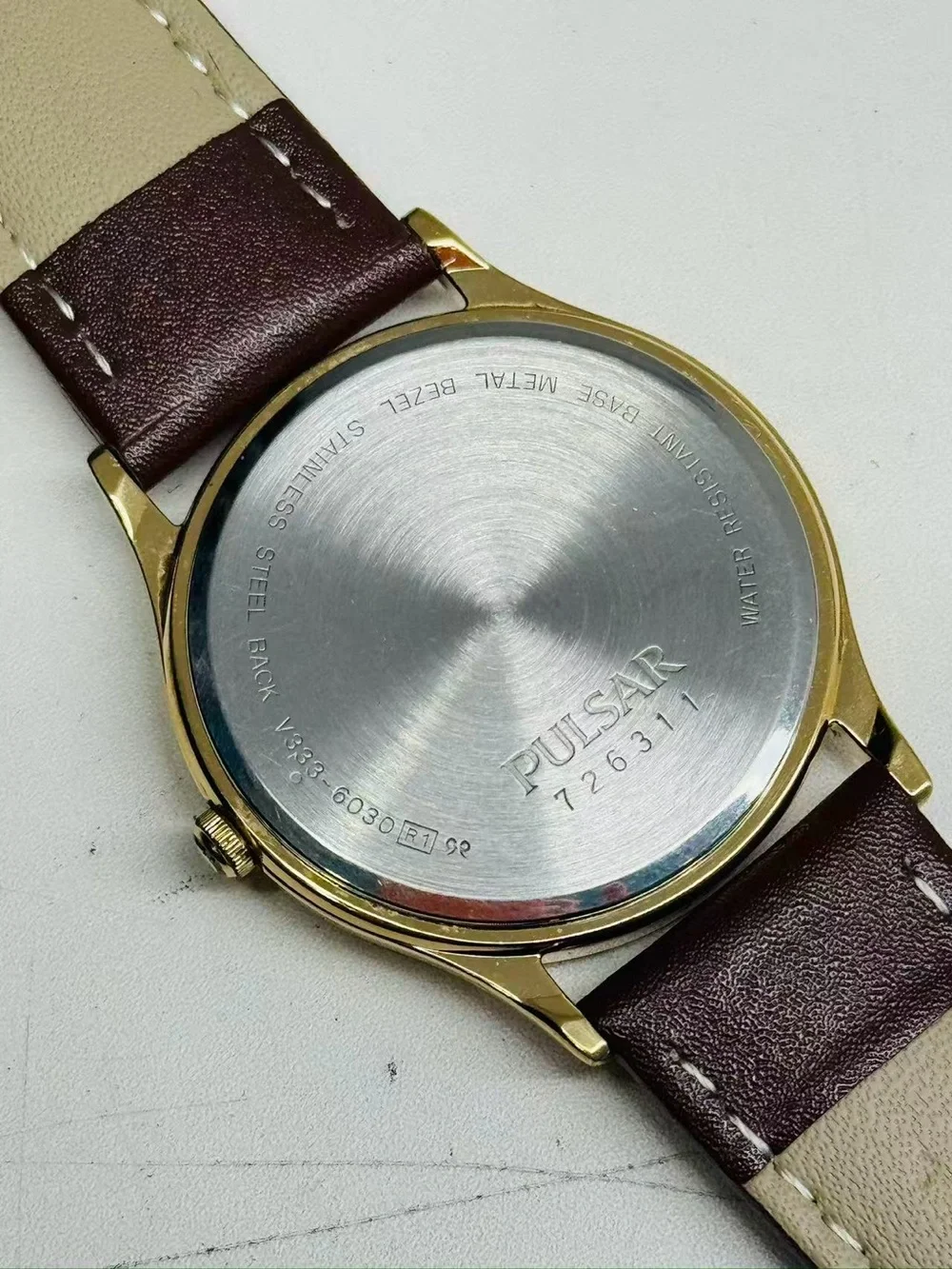 Vintage Pulsar Men’s Quartz Watch Gold Tone 31mm Day Date New Battery Runs